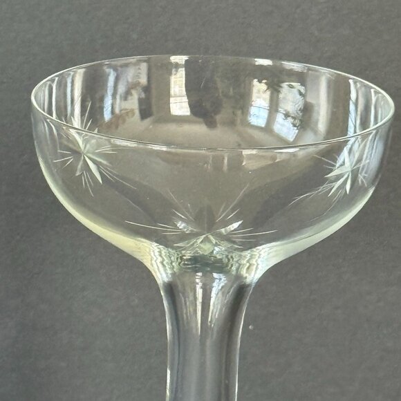 Vintage Etched Crystal Champagne Coupes With Starburst Design Set Of 5 - Picture 5 of 6